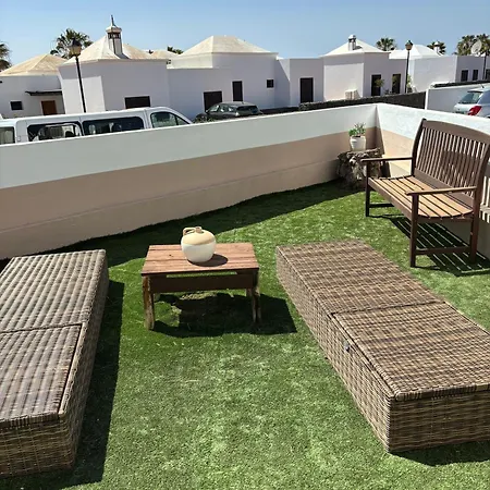 Palmeras Holiday home Costa Teguise